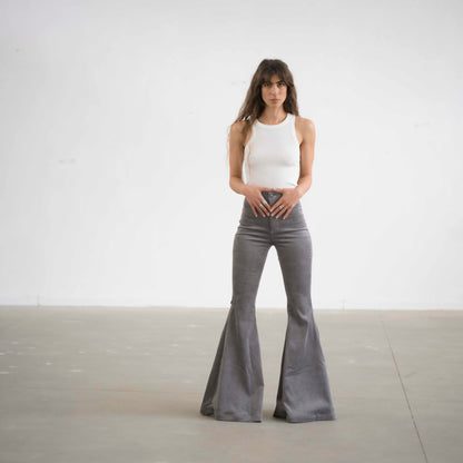 SIMIS The Holly Cord Flares in Gray – stylish gray corduroy bell-bottom pants with a flattering high waist and perfect flare to elongate the legs.